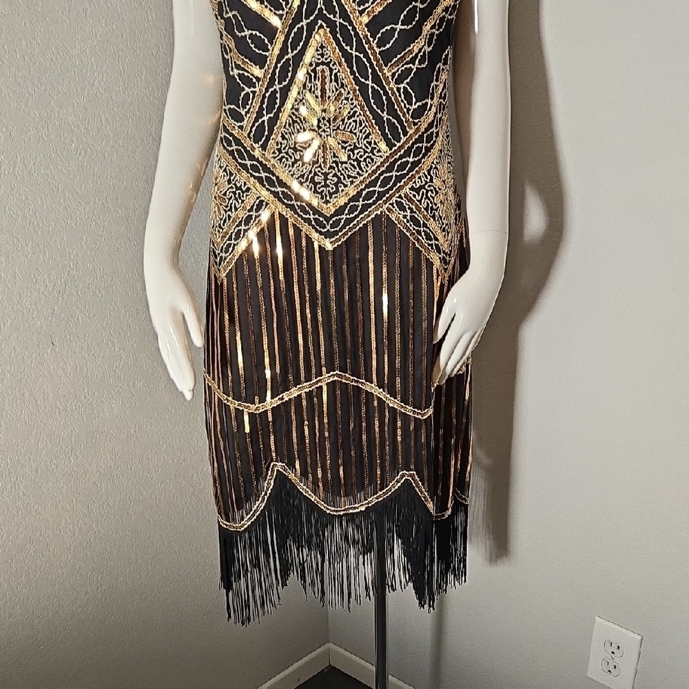 Black and Gold Beaded Dress - Picture 5 of 8